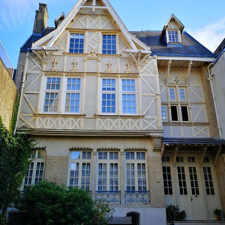 Bed and Breakfast Les Visages Des Tournelles Reims Esterno foto