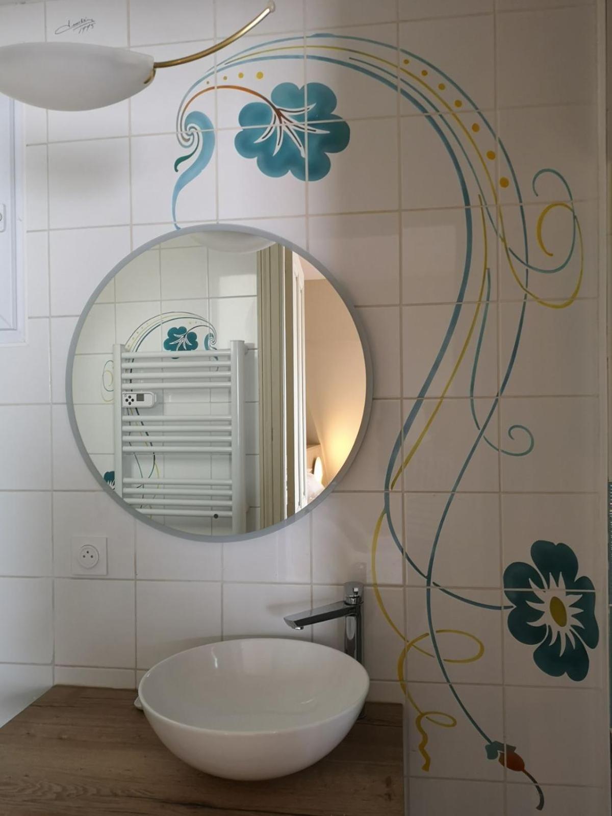 Bed and Breakfast Les Visages Des Tournelles Reims Esterno foto